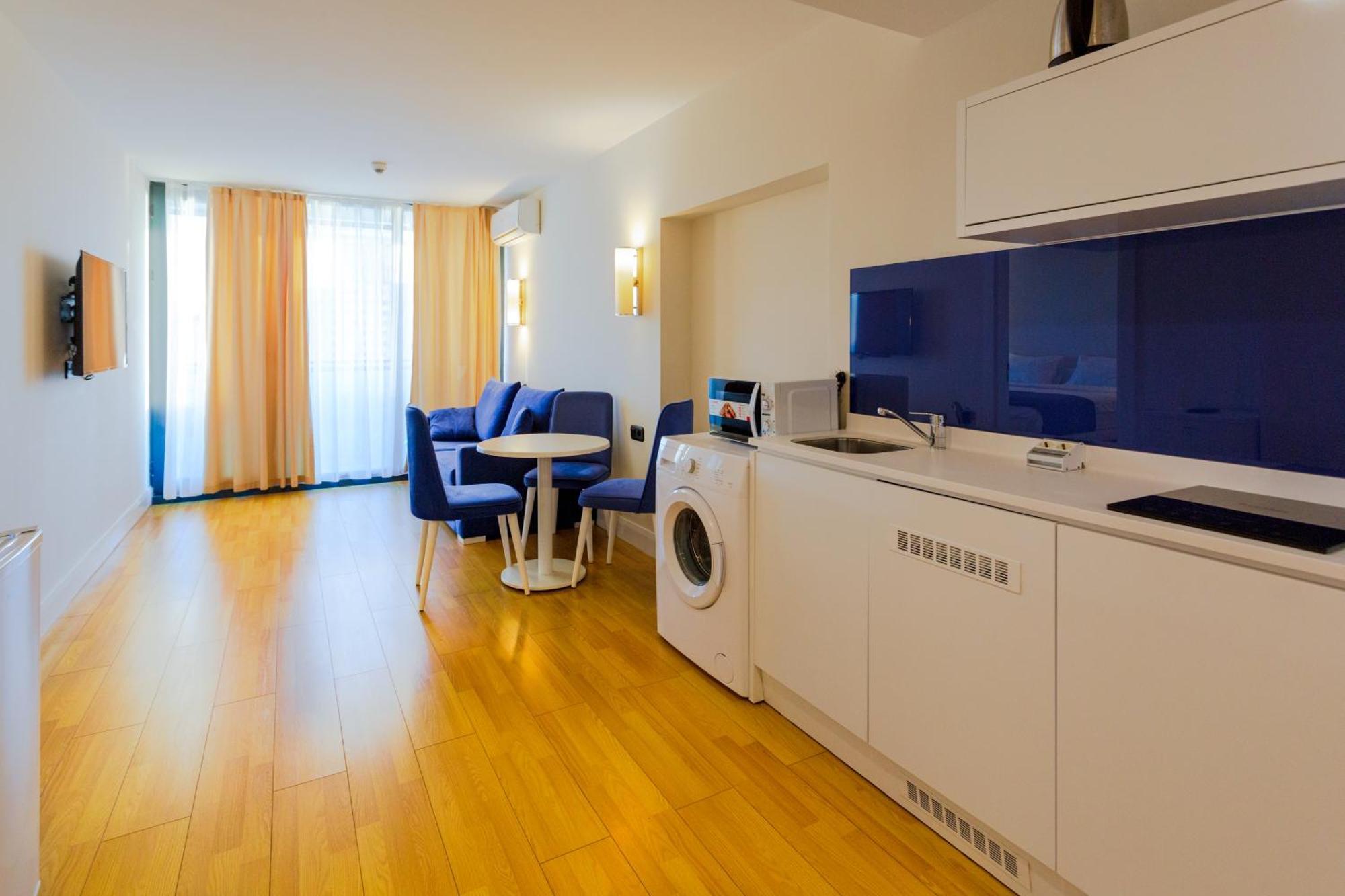 Appartamento Seaside Batumi Esterno foto