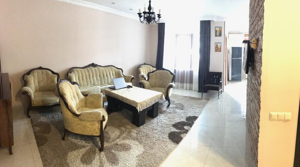 Appartamento Seaside Batumi Esterno foto